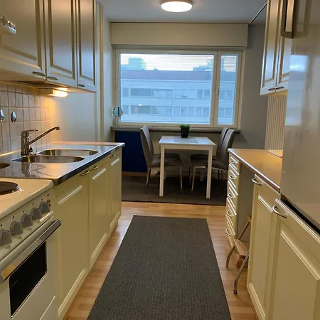 Bright Two-room In Raksila, Free Parking 아파트 *