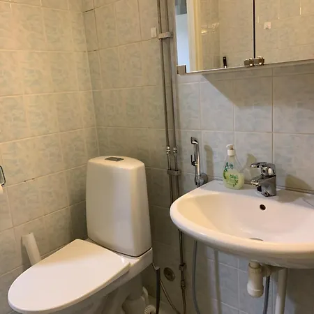 Bright Two-room In Raksila, Free Parking 아파트 *